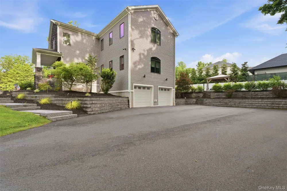 75 Campbell Avenue Suffern, NY 10901