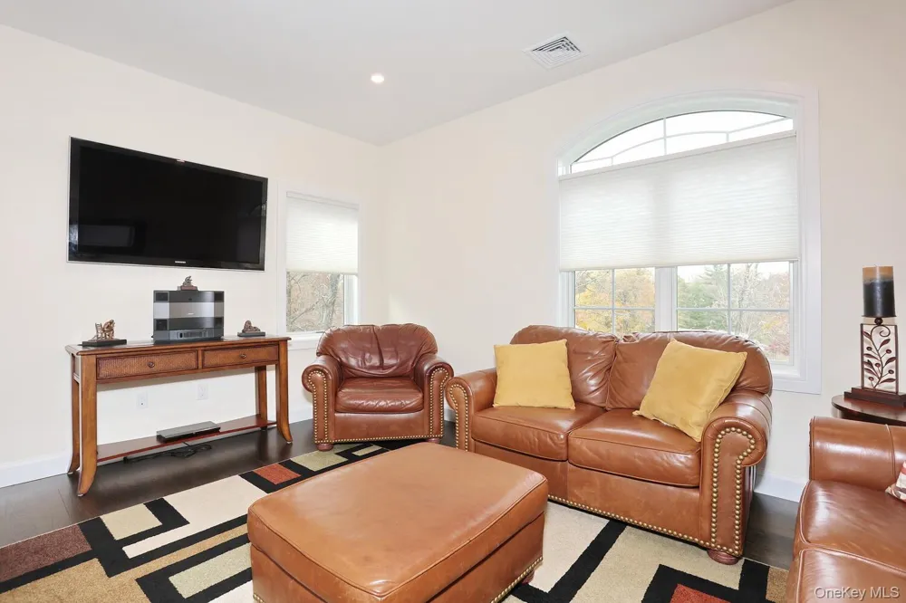 75 Campbell Avenue Suffern, NY 10901
