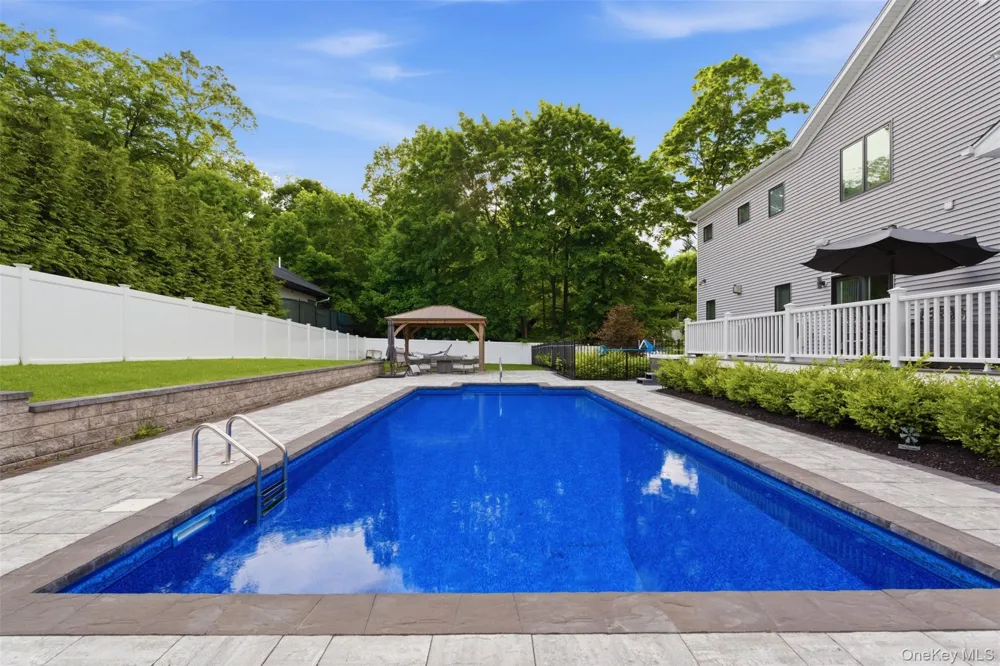 75 Campbell Avenue Suffern, NY 10901