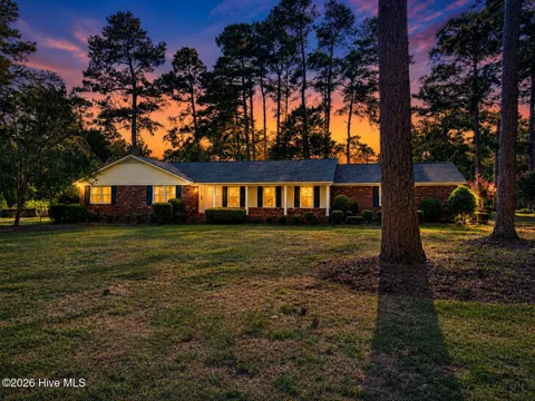 13 Farrington Way