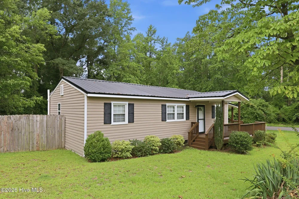 700 Harris Street Aberdeen, NC 28315