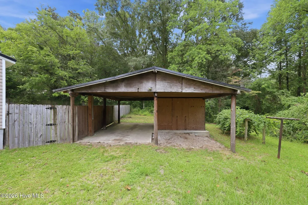 700 Harris Street Aberdeen, NC 28315