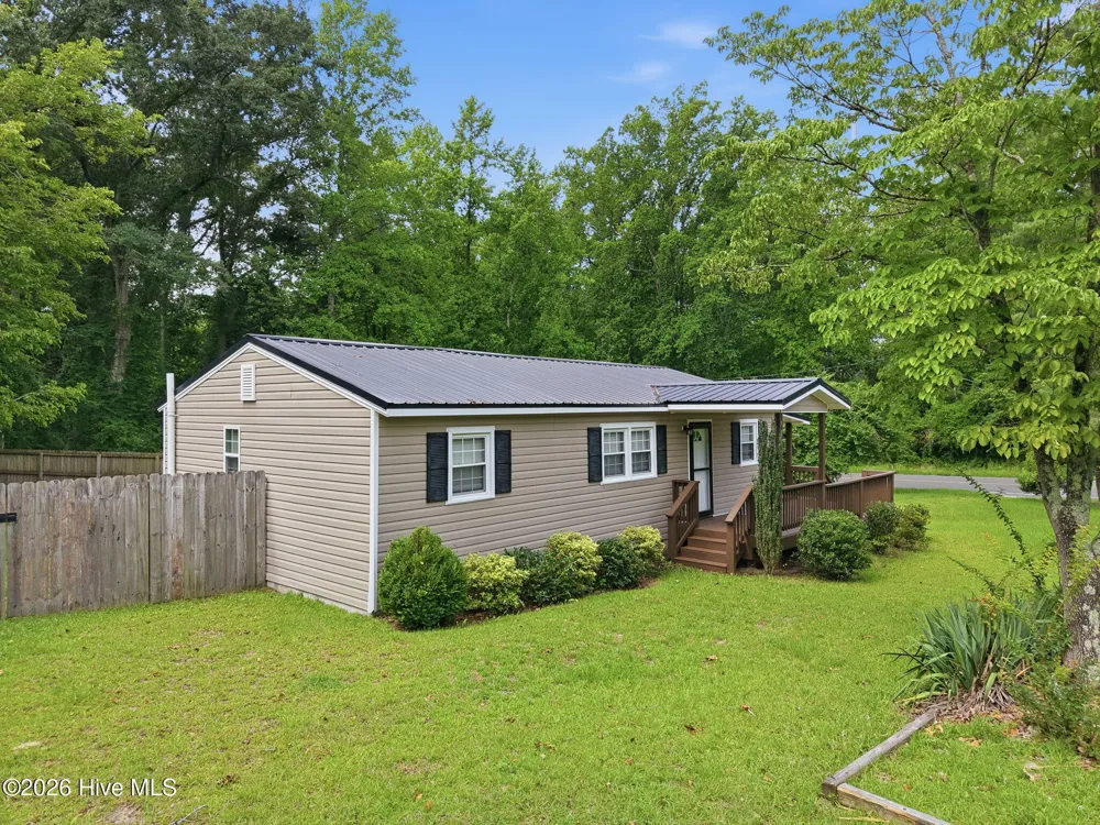 700 Harris Street Aberdeen, NC 28315