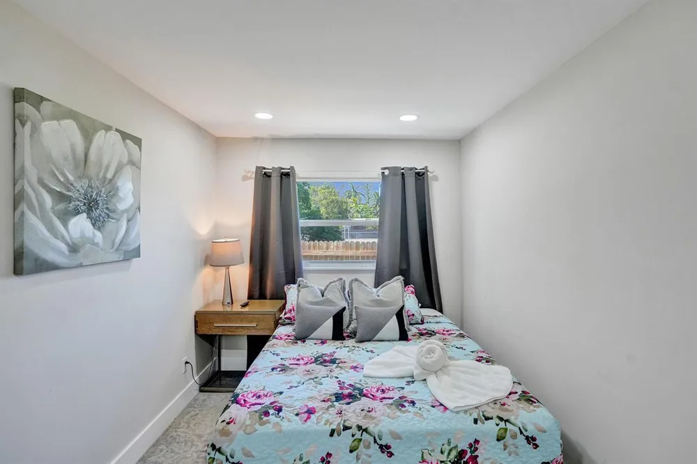 8047 NW 1st Place Miami, FL 33150