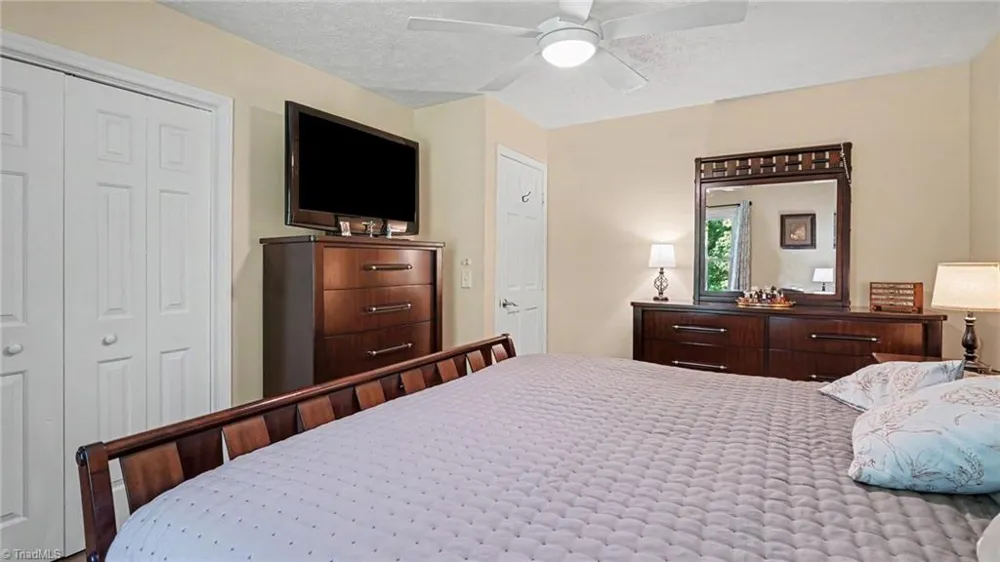162 Oak Ridge Place Mount Airy, NC 27030