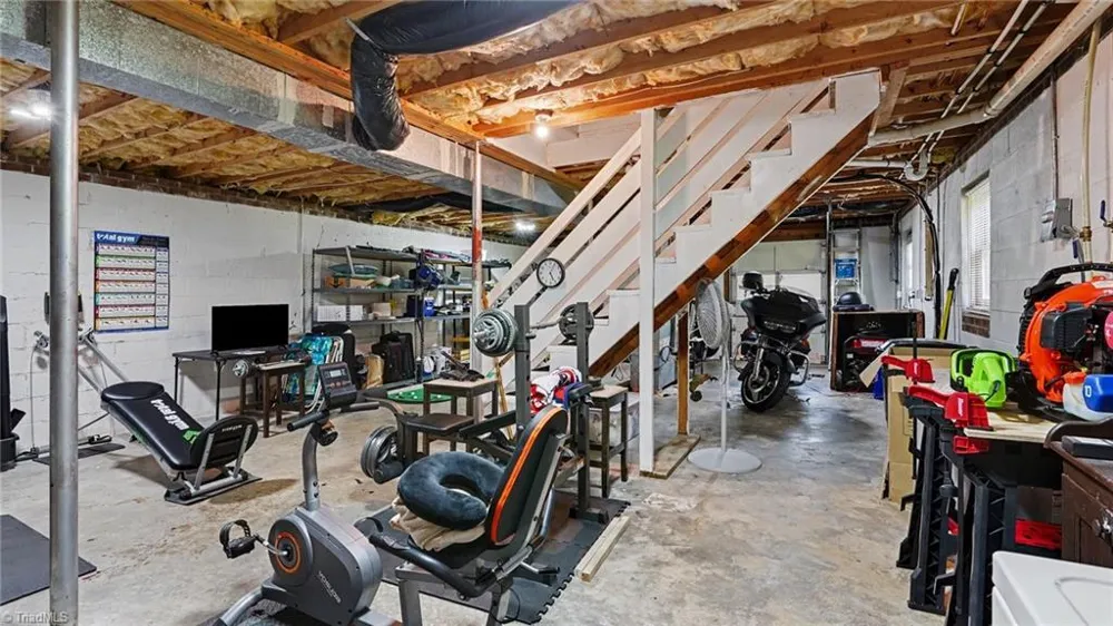 162 Oak Ridge Place Mount Airy, NC 27030