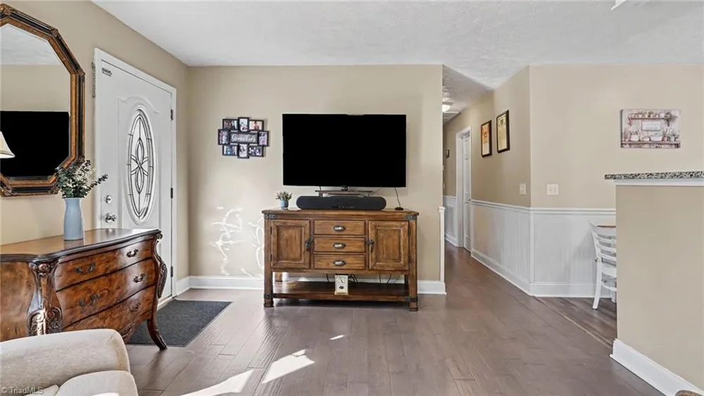 162 Oak Ridge Place Mount Airy, NC 27030