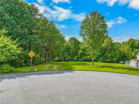 1401 Whites Mill Road