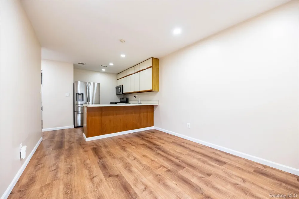 69 Fairview Circle Middle Island, NY 11953