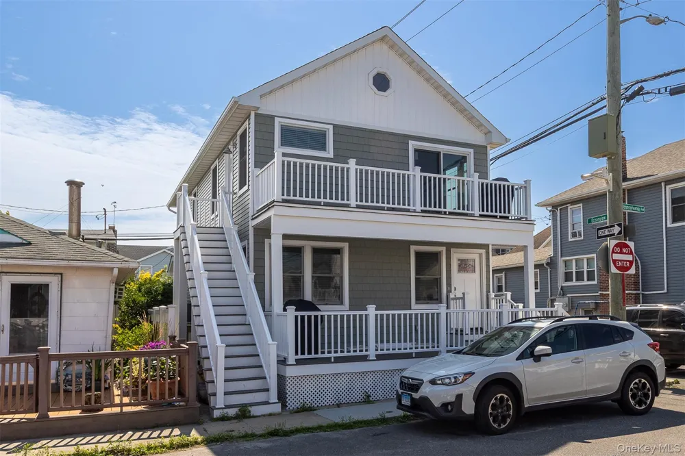 24 Pennsylvania Avenue #Upper Long Beach, NY 11561