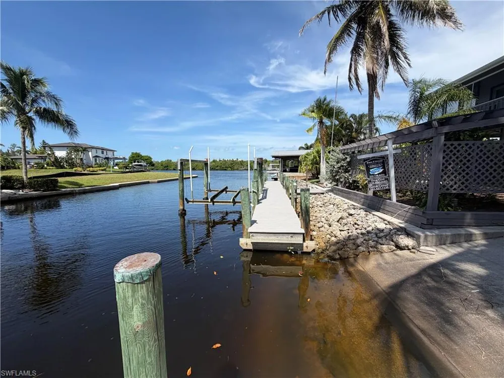 27189 Gasparilla Drive Bonita Springs, FL 34135