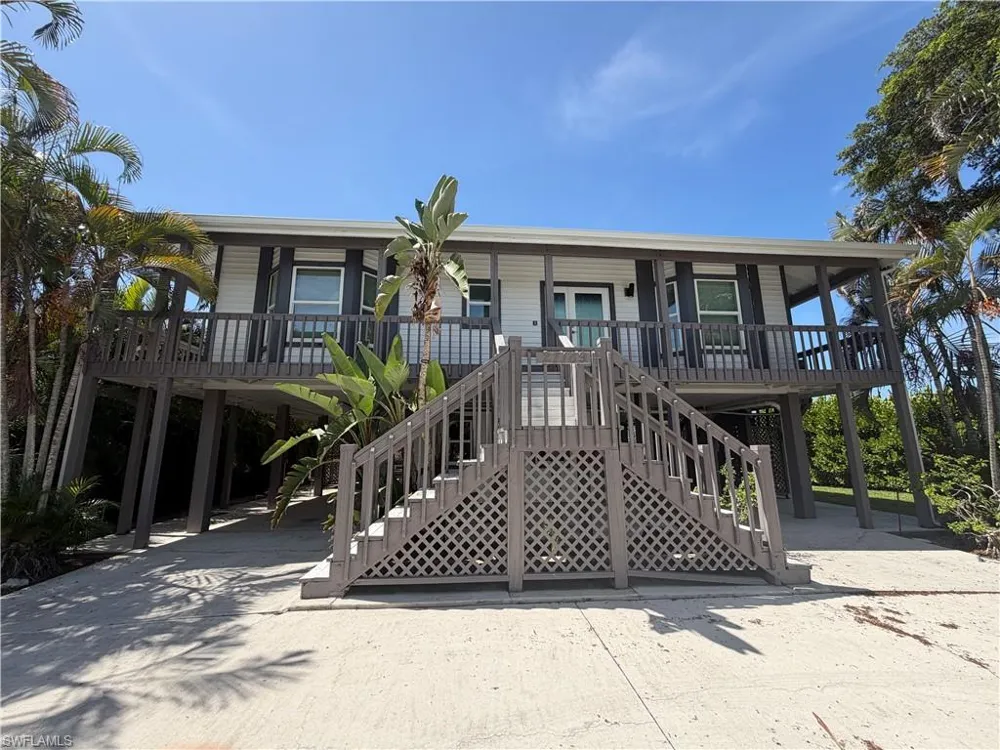 27189 Gasparilla Drive Bonita Springs, FL 34135