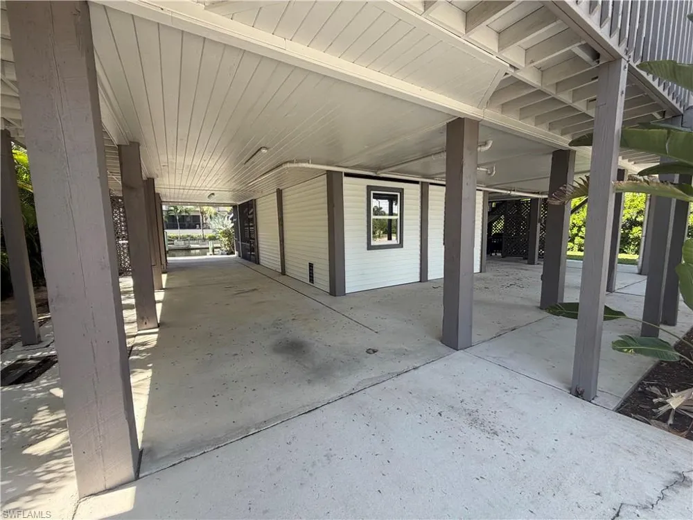 27189 Gasparilla Drive Bonita Springs, FL 34135