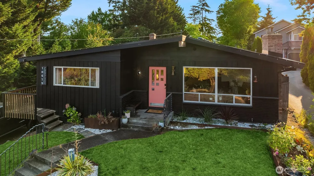 10619 Sand Point Way NE Seattle, WA 98125