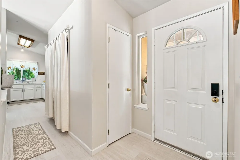 6839 E FILLMORE STREET Port Orchard, WA 98366