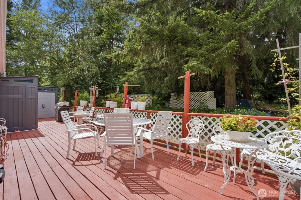 6839 E FILLMORE STREET Port Orchard, WA 98366