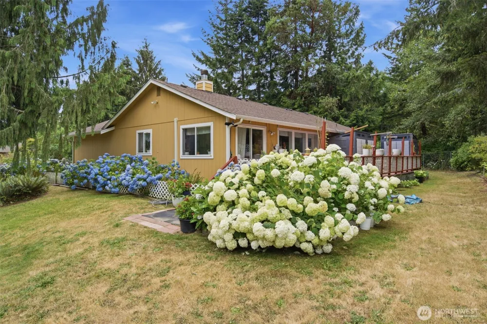 6839 E FILLMORE STREET Port Orchard, WA 98366