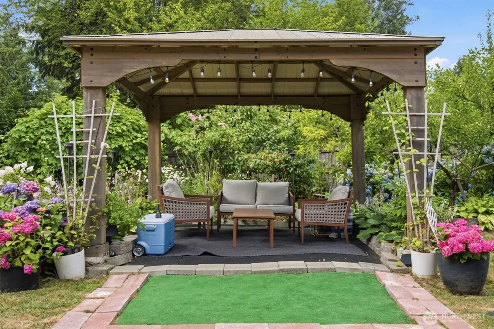 6839 E FILLMORE STREET Port Orchard, WA 98366