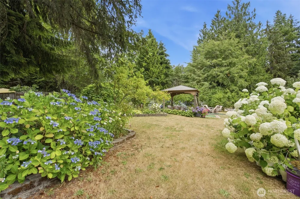 6839 E FILLMORE STREET Port Orchard, WA 98366