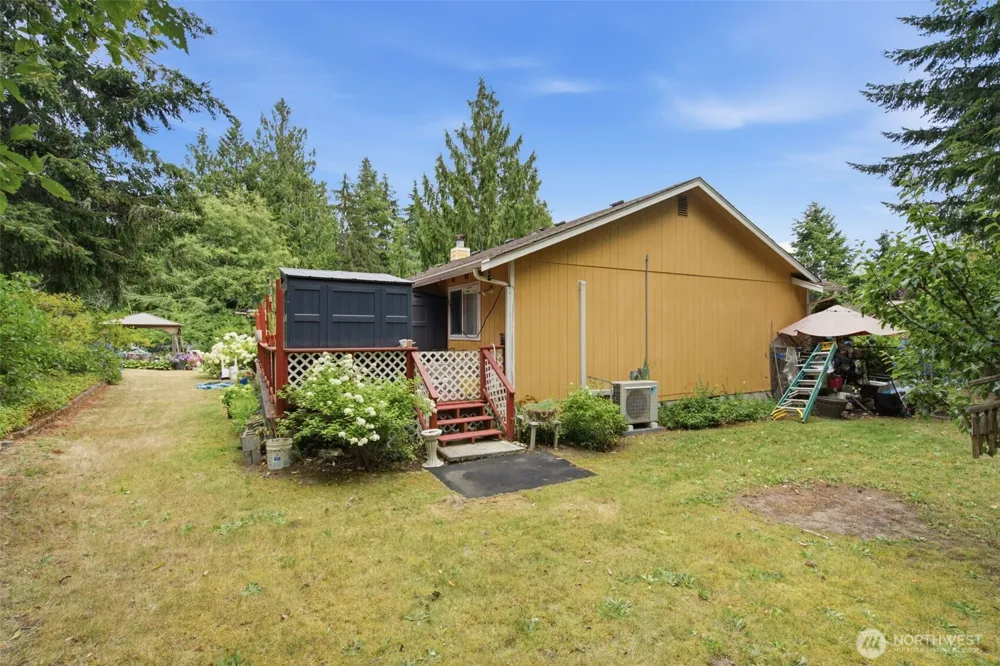 6839 E FILLMORE STREET Port Orchard, WA 98366