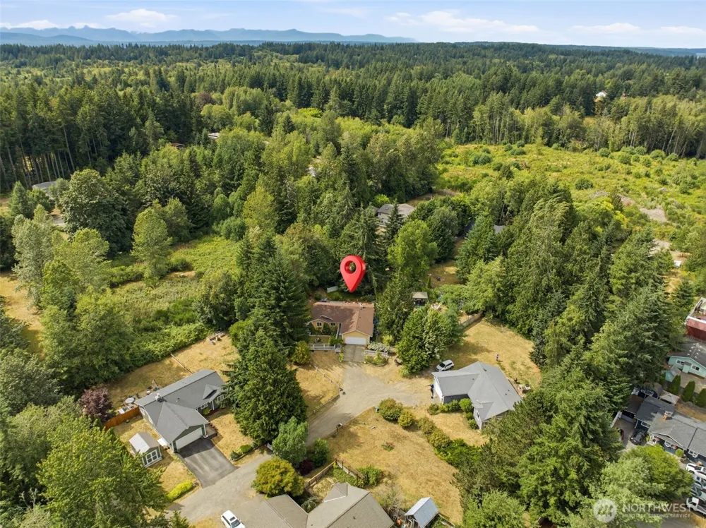 6839 E FILLMORE STREET Port Orchard, WA 98366