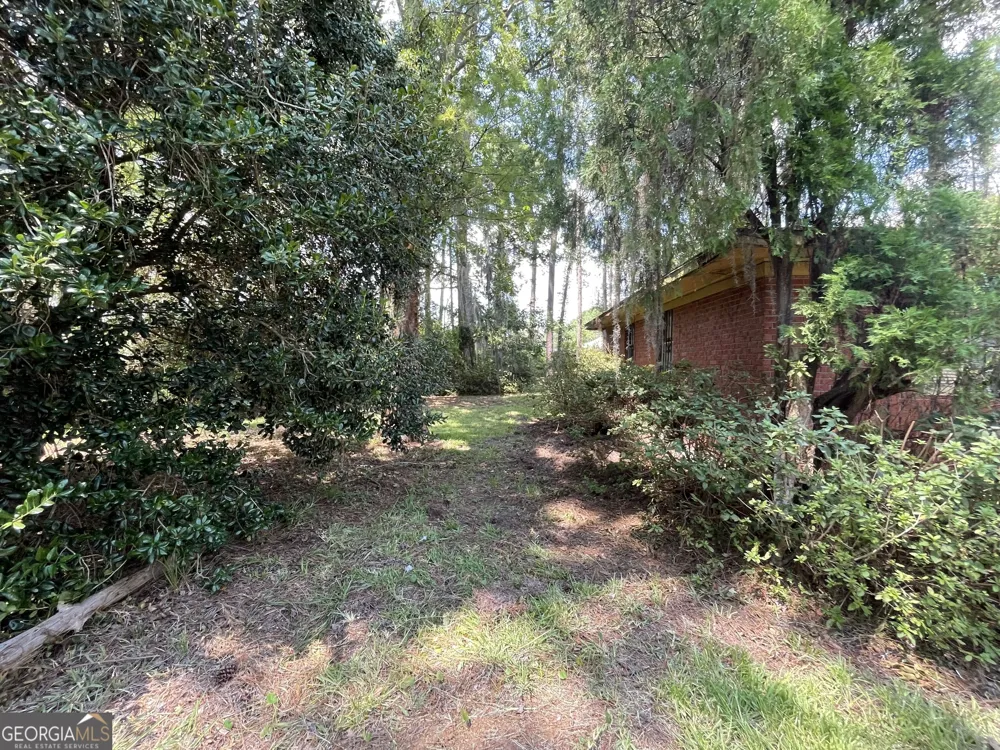 223 Suburban DR Brunswick, GA 31520
