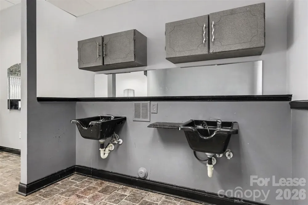 1620 S Martin Luther King Jr Avenue #107 Salisbury, NC 28144