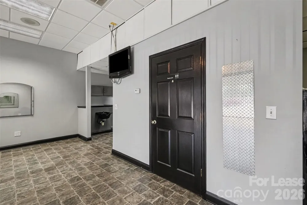 1620 S Martin Luther King Jr Avenue #107 Salisbury, NC 28144