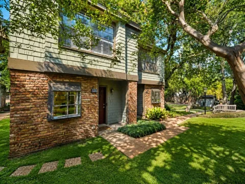 7122 Wood Hollow Drive #71