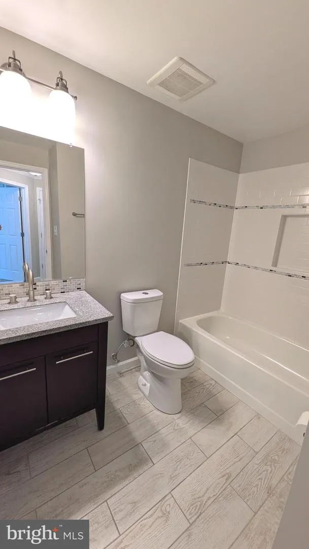 1144 LAKE HERON DRIVE #2B Annapolis, MD 21403