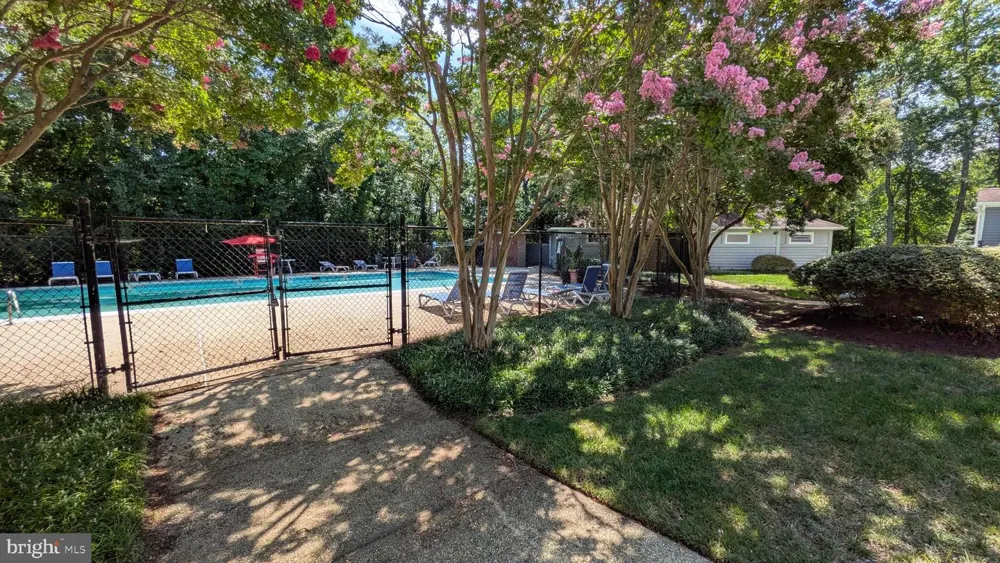 1144 LAKE HERON DRIVE #2B Annapolis, MD 21403