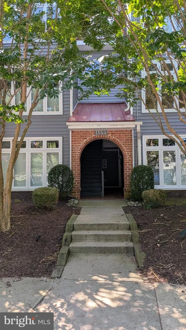 1144 LAKE HERON DRIVE #2B Annapolis, MD 21403