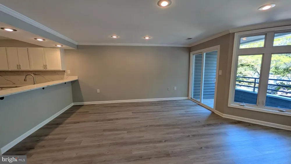 1144 LAKE HERON DRIVE #2B Annapolis, MD 21403