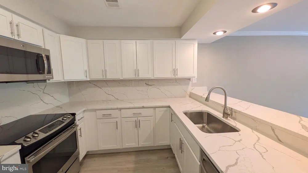 1144 LAKE HERON DRIVE #2B Annapolis, MD 21403