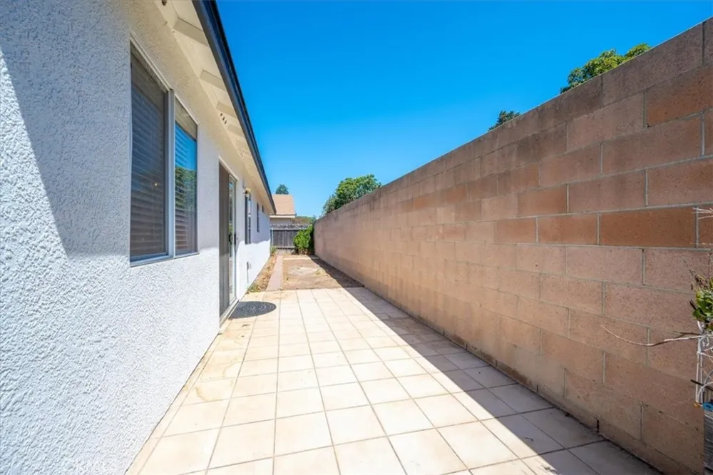 2240 Hanover Way Santa Maria, CA 93458