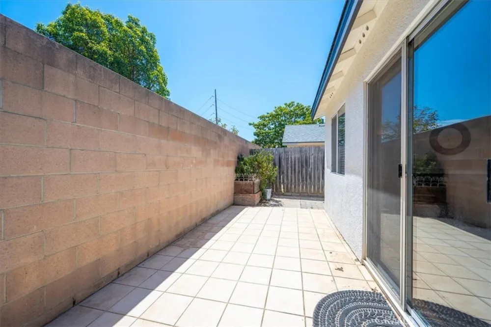 2240 Hanover Way Santa Maria, CA 93458