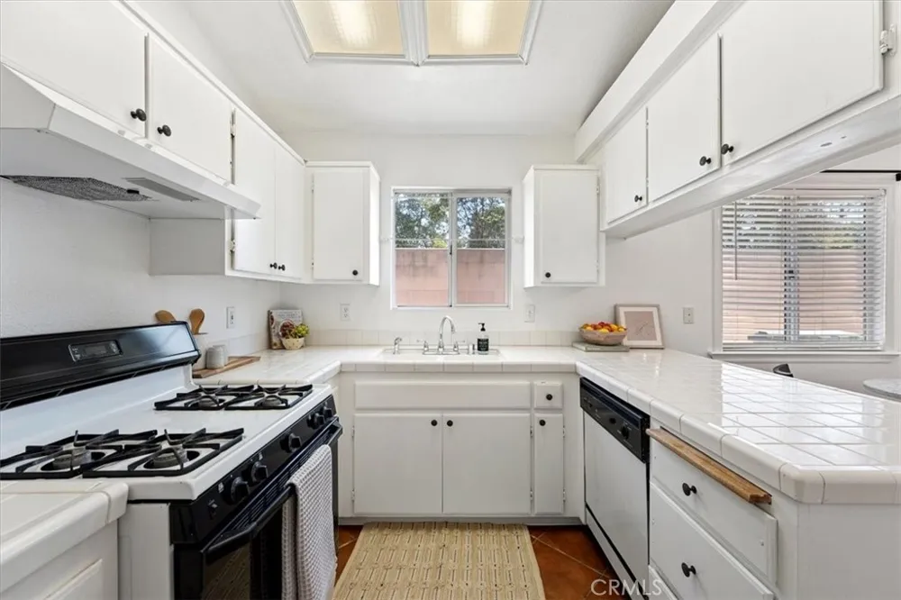 2240 Hanover Way Santa Maria, CA 93458