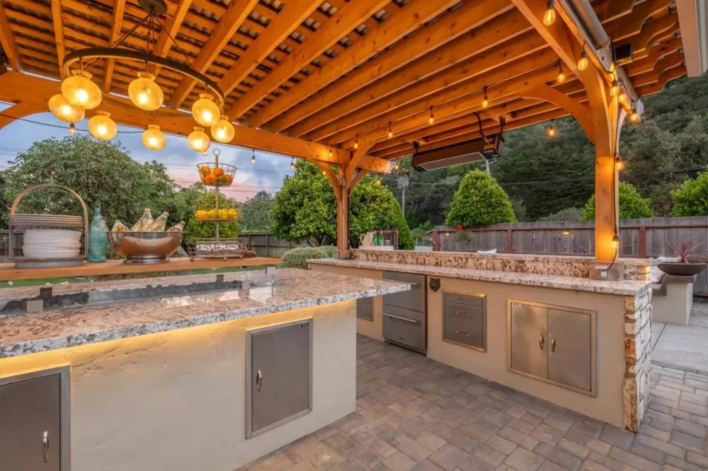 27550 Schulte Road Carmel, CA 93923