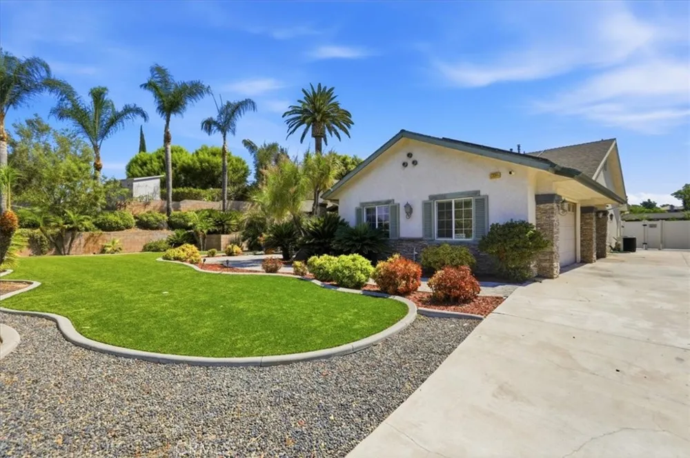 23044 Grand Terrace Grand Terrace, CA 92313