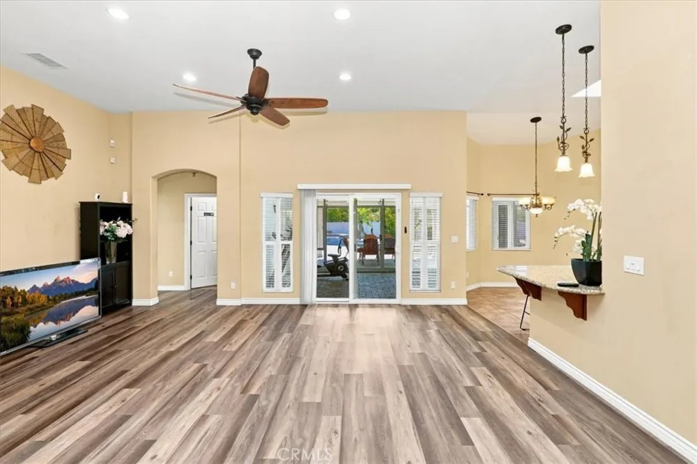 23044 Grand Terrace Grand Terrace, CA 92313