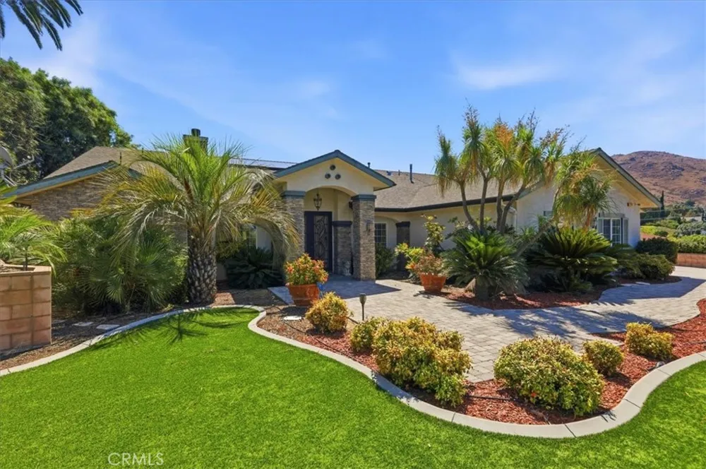 23044 Grand Terrace Grand Terrace, CA 92313