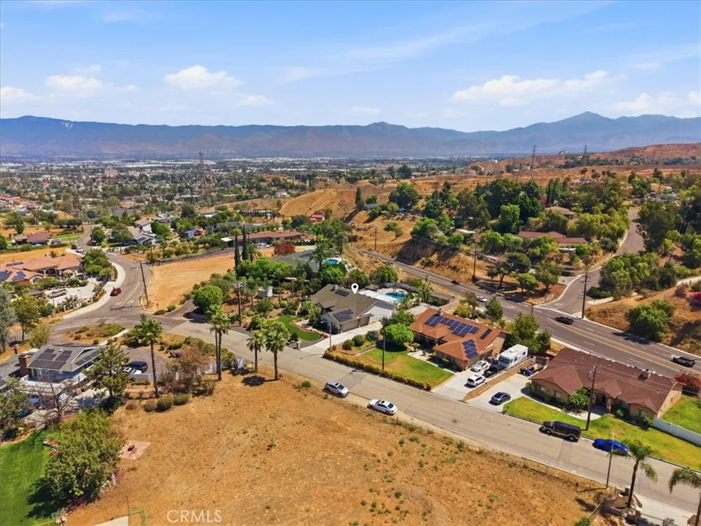 23044 Grand Terrace Grand Terrace, CA 92313