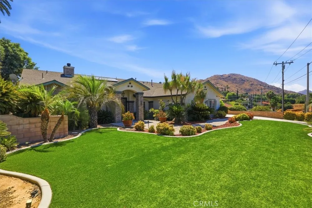 23044 Grand Terrace Grand Terrace, CA 92313