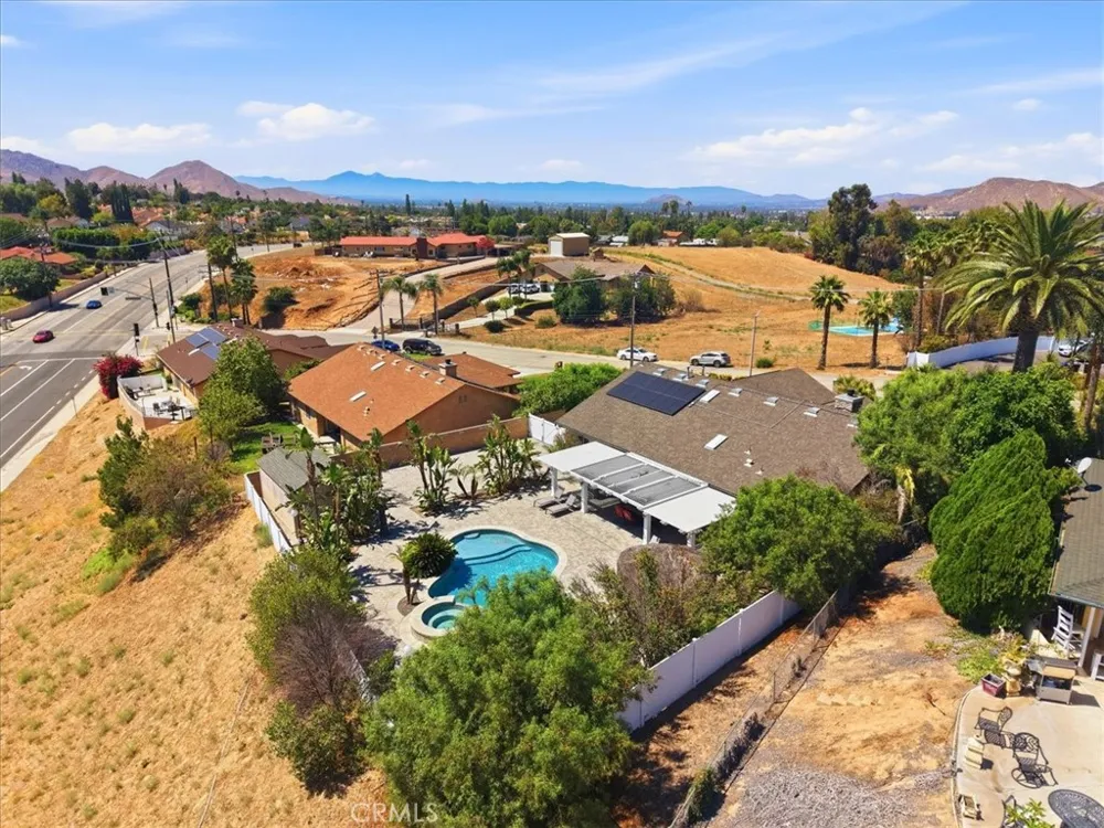 23044 Grand Terrace Grand Terrace, CA 92313