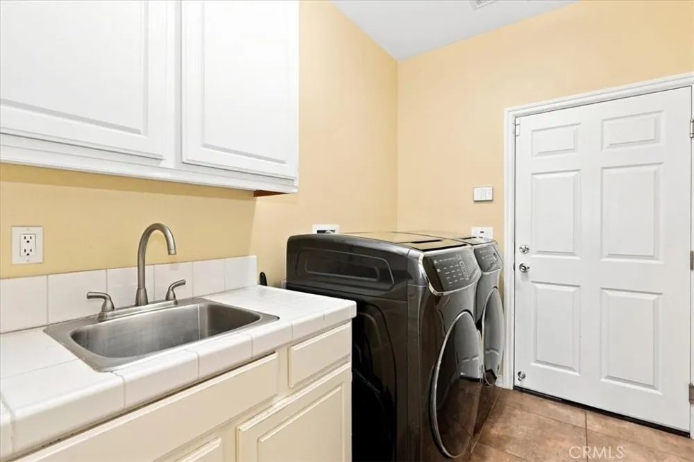 23044 Grand Terrace Grand Terrace, CA 92313