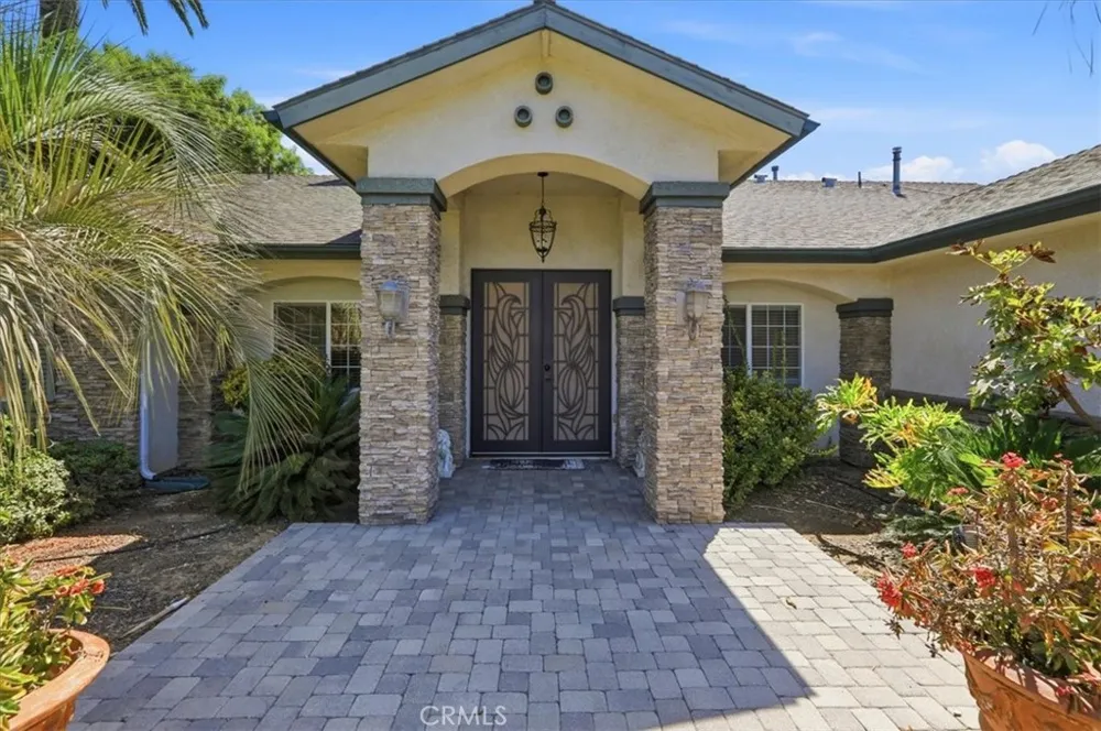 23044 Grand Terrace Grand Terrace, CA 92313