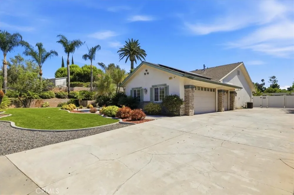 23044 Grand Terrace Grand Terrace, CA 92313