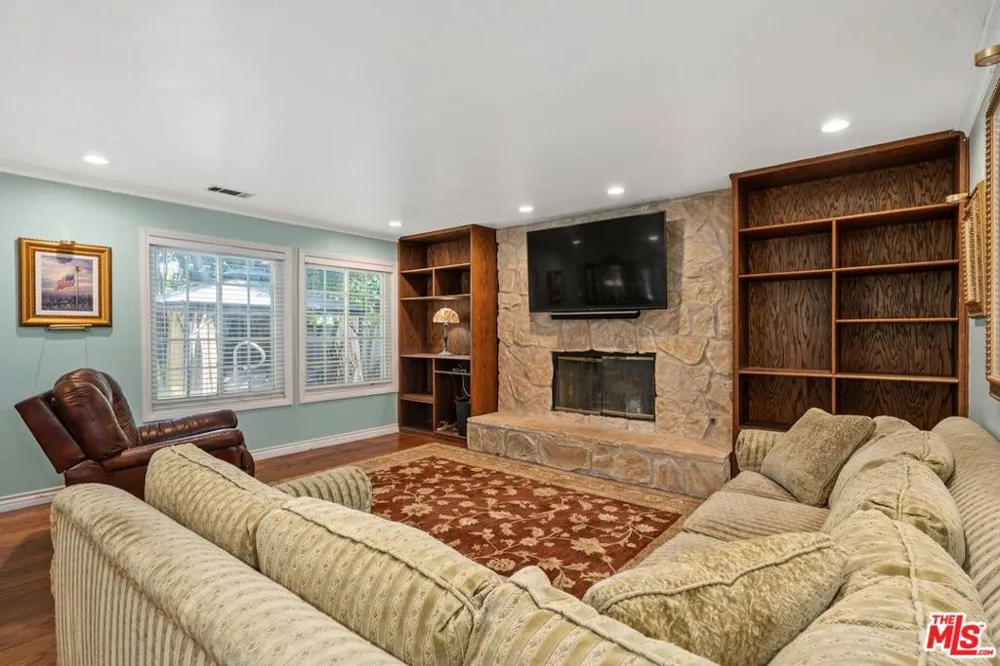 2353 W 230th Place Torrance, CA 90501