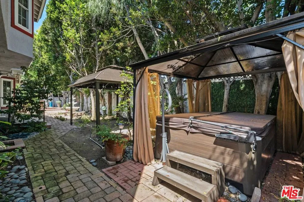 2353 W 230th Place Torrance, CA 90501