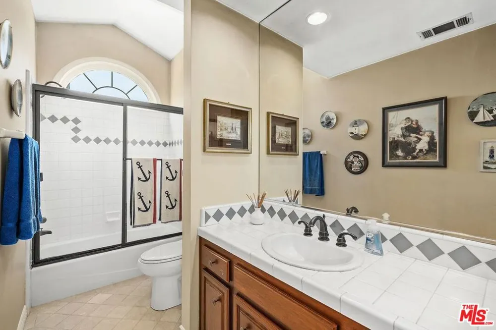 2353 W 230th Place Torrance, CA 90501